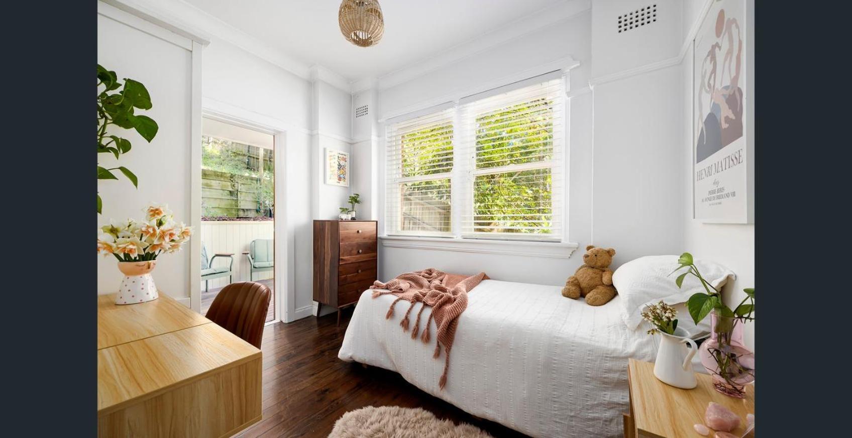 Tranquil Hidden Bondi Gem - 3 Bedroom Apartment Sydney